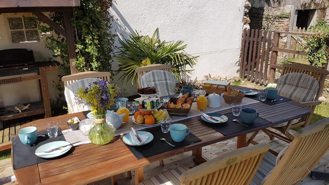 Bed and Breakfast La Belmontaise Beaumont-sur-Sarthe Exteriér fotografie
