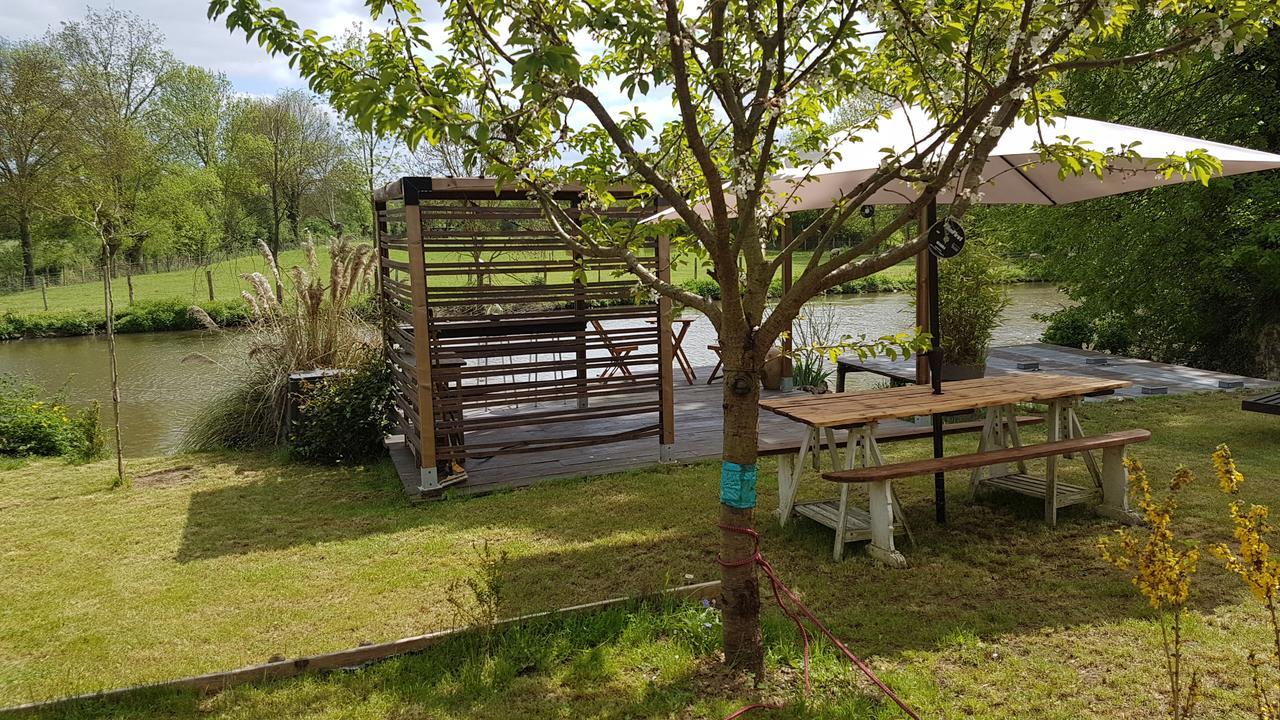 Bed and Breakfast La Belmontaise Beaumont-sur-Sarthe Exteriér fotografie